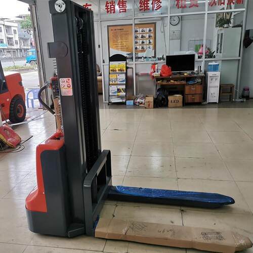 龙工电动堆垛车型钢门架电控好