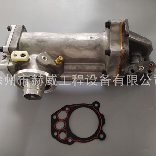山推推土机SD22发动机/机油冷却器TP3053393/3053393现货
