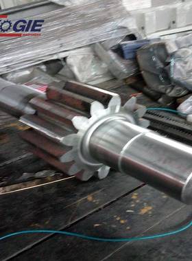 洛阳实体门制造磨41662crmo耐齿轮轴大型数控龙4轴联动齿轮轴