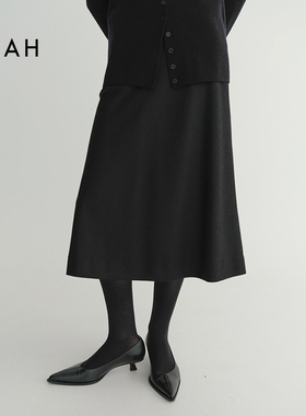 EAAH 韩国品牌 25秋冬黑色A字半身裙女中长款显瘦百搭羊毛伞摆裙