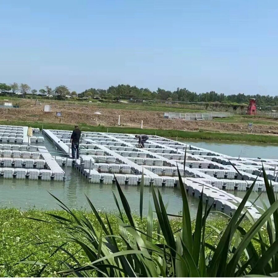 广东厂家水上浮筒平台摩托皮划赛艇龙舟停泊位U形滚轮大凹槽浮桥