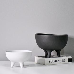 TPK白色创意瓷摆件简约民宿样板间装 客陶厅家黑居桌面饰水培花器