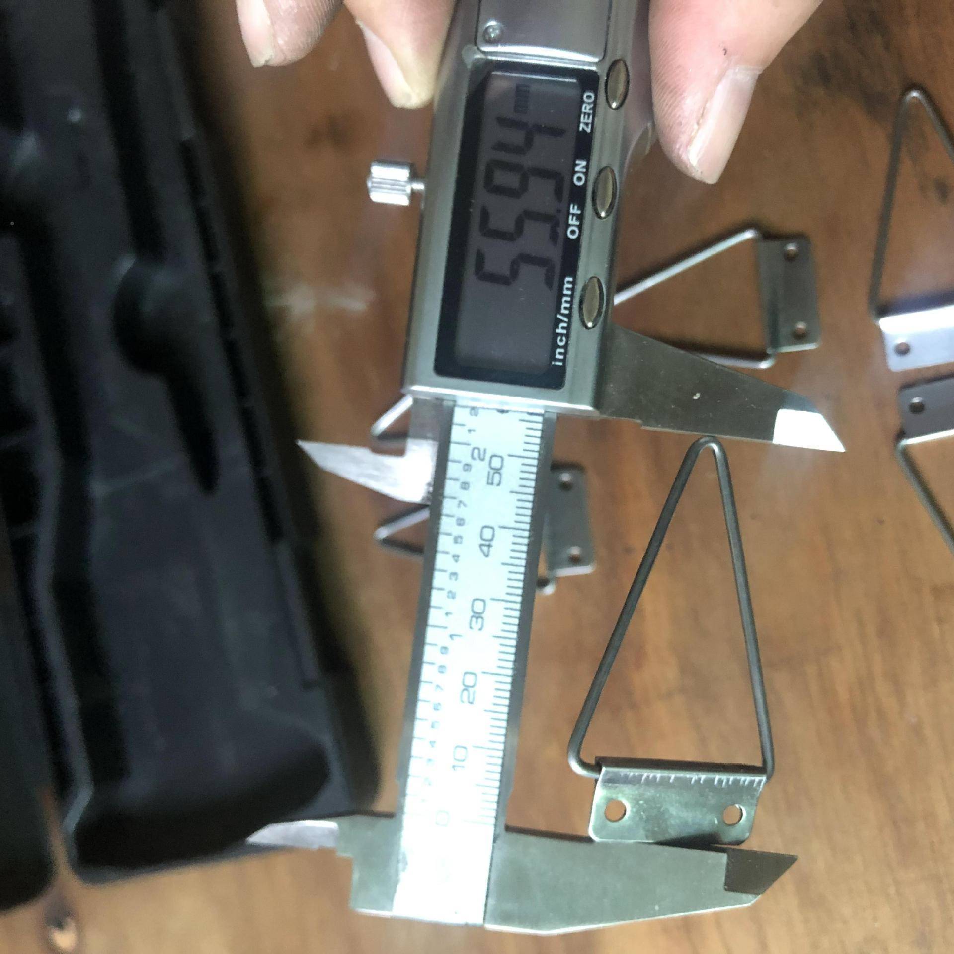 五金角挂钩大三挂挂钩十字绣钩画挂钩TB-52915油吊环暗挂相框配件