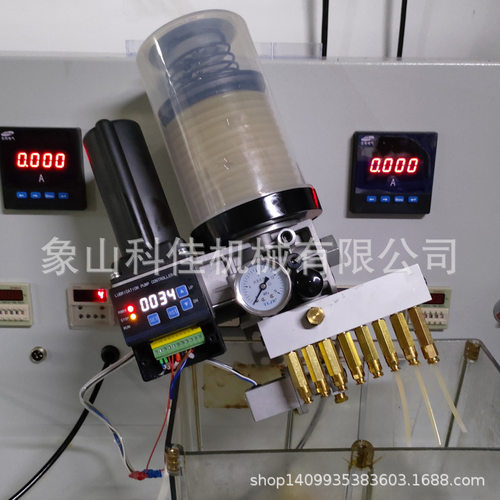 电动油脂集中润滑系统TRS-08-20-G07-24LYK    柱塞泵 集成