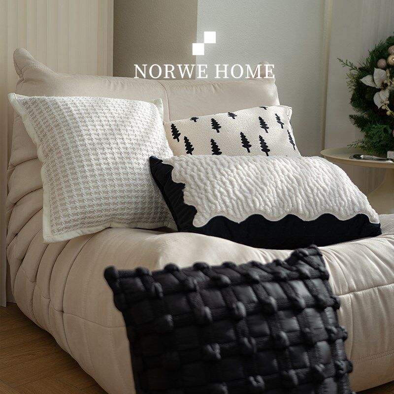 抱枕现代简约样板间装饰高级感客厅沙发靠枕腰枕靠垫枕套圣诞树
