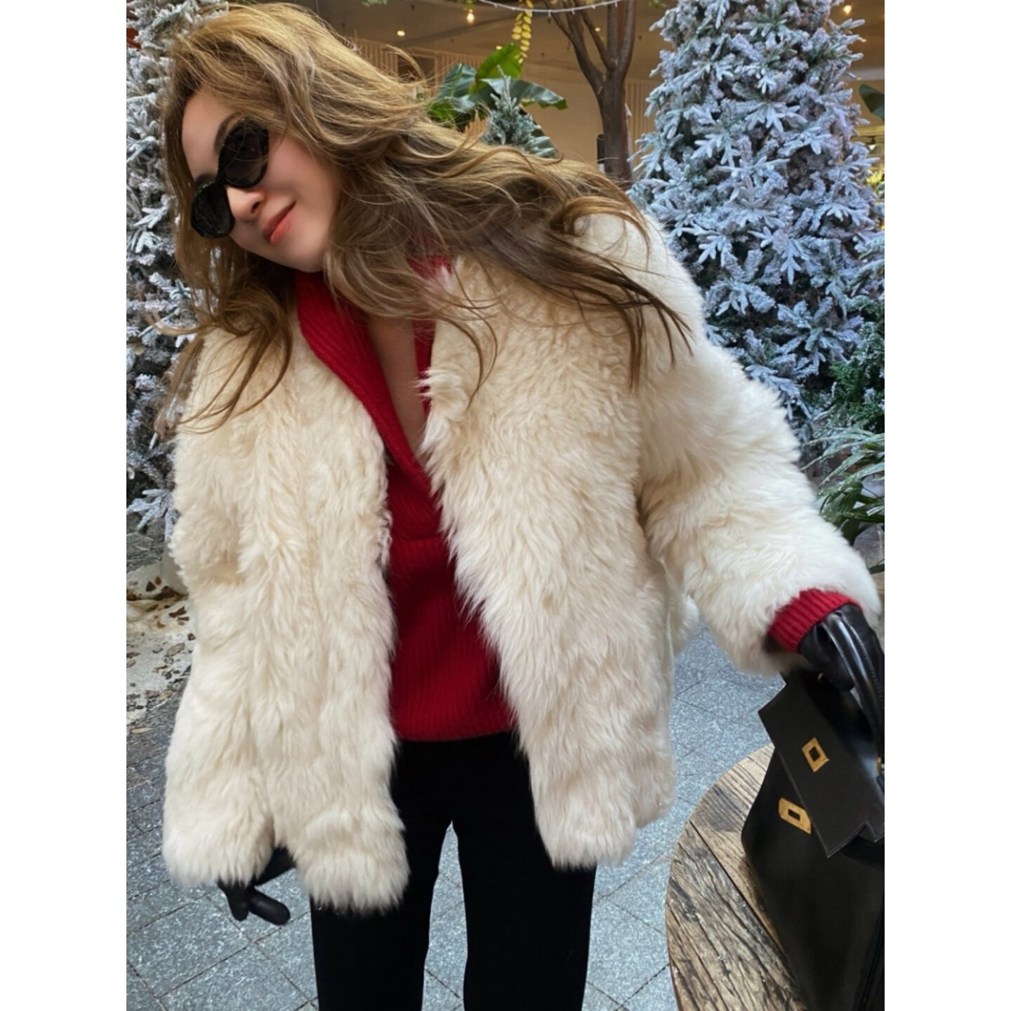 套装女2026新款冬装洋气减龄V领针织上衣保暖毛毛外套显瘦直筒裤,女装/女士精品,时尚套装,淘宝优惠券,粉丝福利购,淘宝优惠卷