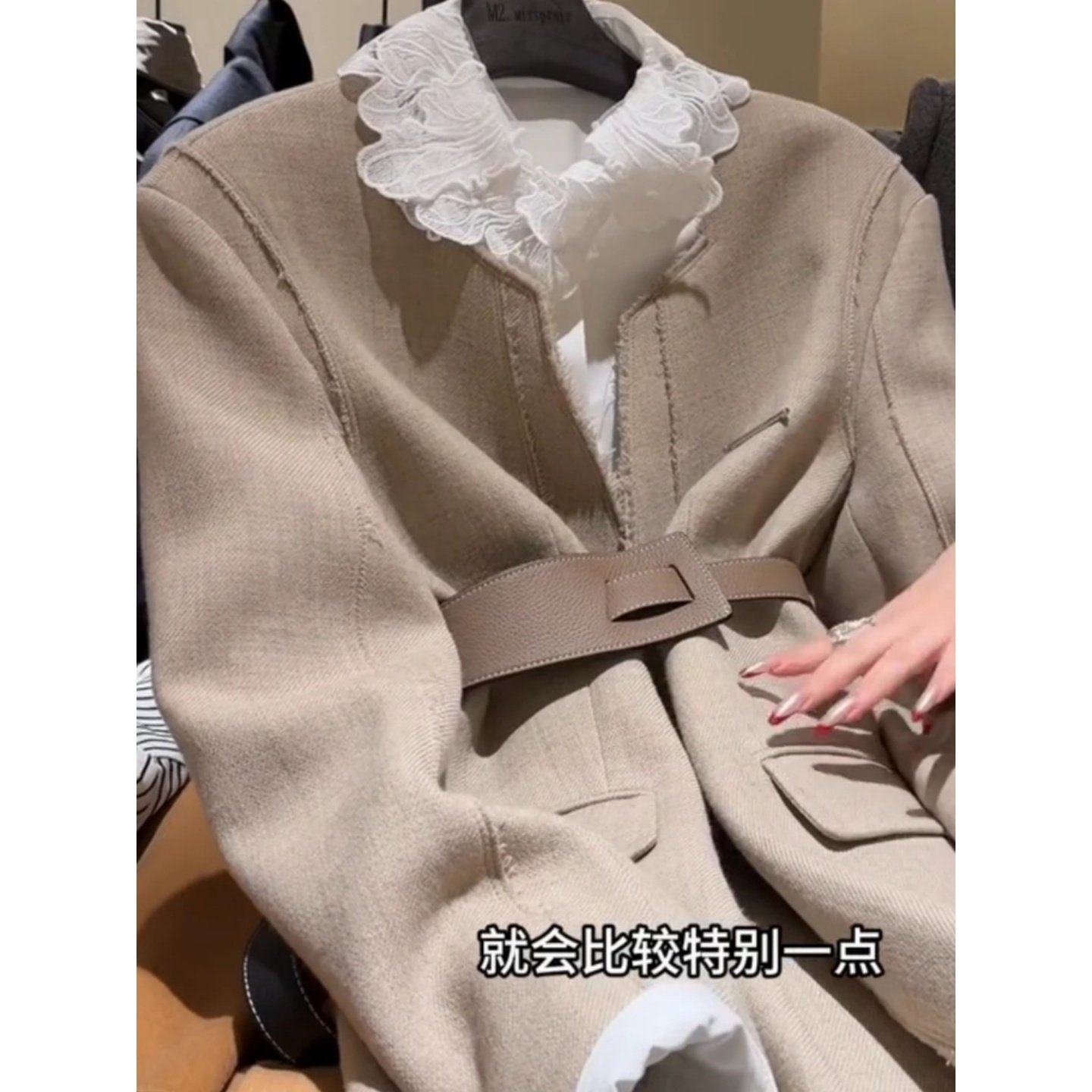 巨好看2026穿搭一整套韩版宽松设计感西装外套花边衬衫高腰半身裙,女装/女士精品,时尚套装,淘宝优惠券,粉丝福利购,淘宝优惠卷