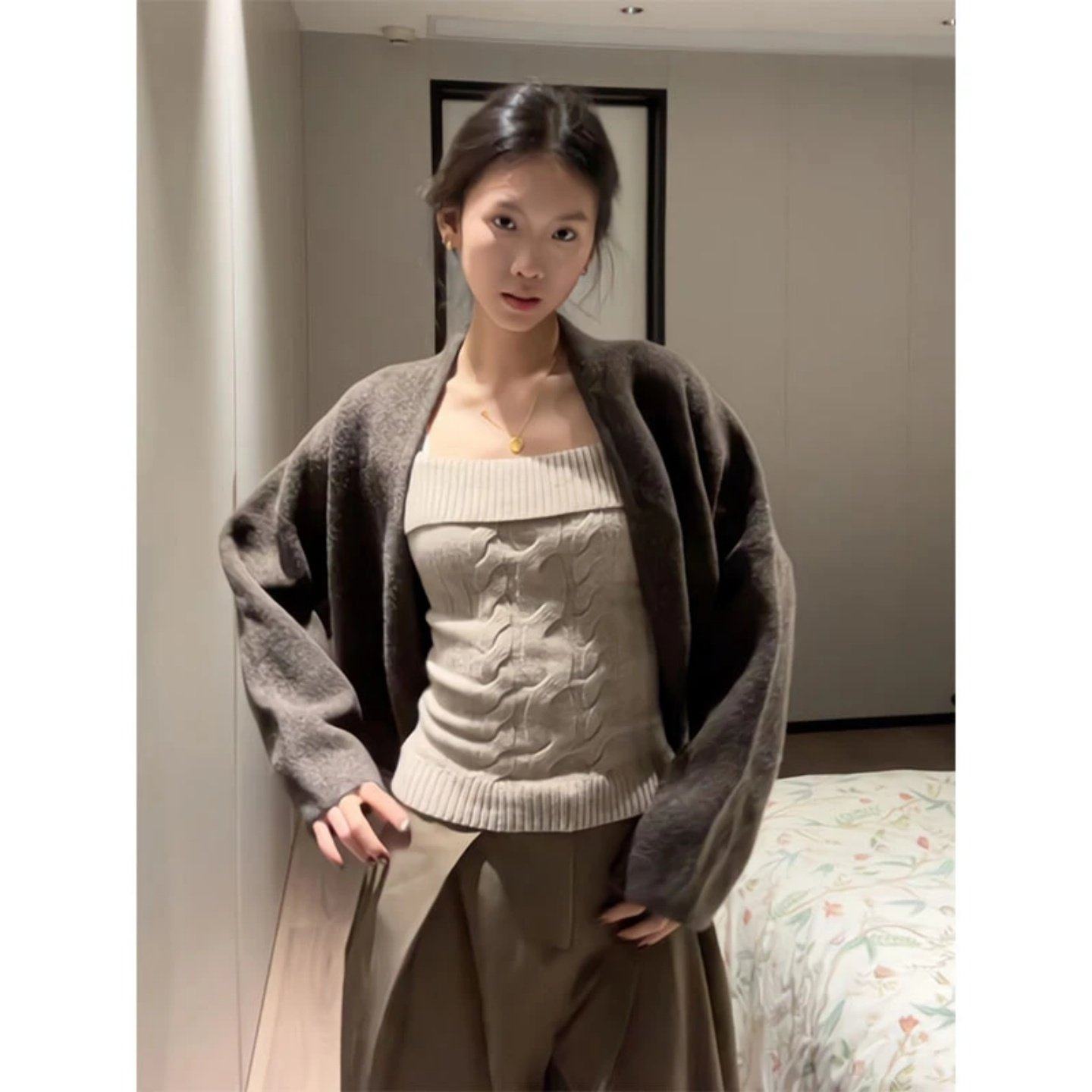 巨好看2026穿搭一整套韩系慵懒风内搭针织开衫垂感宽松阔腿长裤,女装/女士精品,时尚套装,淘宝优惠券,粉丝福利购,淘宝优惠卷