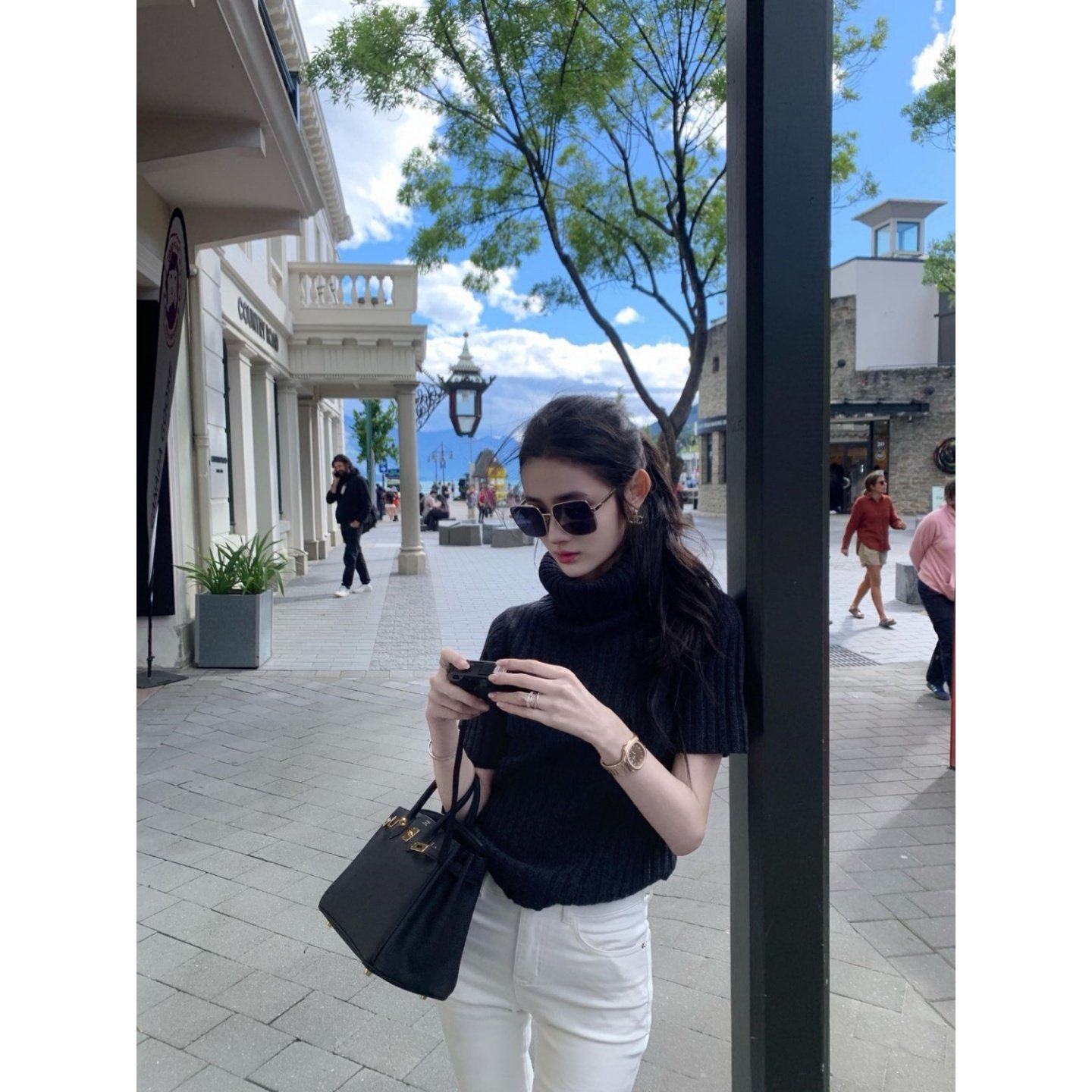 巨好看2026穿搭一整套韩系慵懒风高领短袖针织衫高腰显瘦紧身裤子