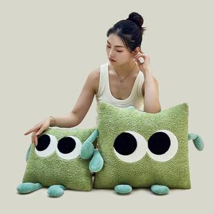 卡通大眼仔抱枕被子两用加厚加绒车载车用靠枕办公室午睡枕头毯子