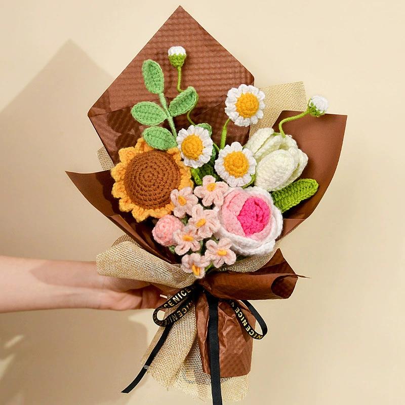 成品手工针织编织毛线花渐变玫瑰花束仿真花向日葵毕业季花束