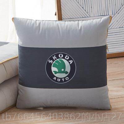 新款车载礼抱枕被子两用高档汽车调被多功能折叠车标腰睡靠空午毯