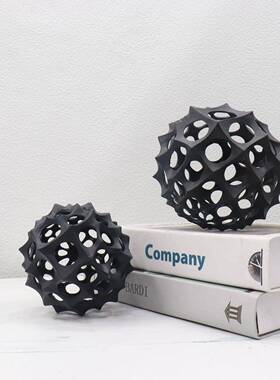 现代00简约金属镂空窝球创意圆球装饰品蜂板家居样间楼售部软装摆