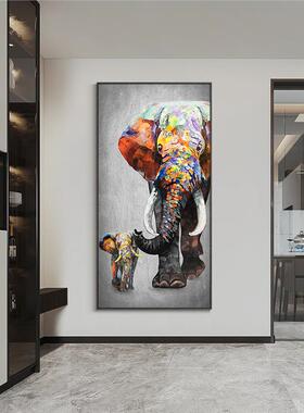 现简约玄关装饰画大代象入户正对门挂RVD高档厅走画廊过道竖版壁