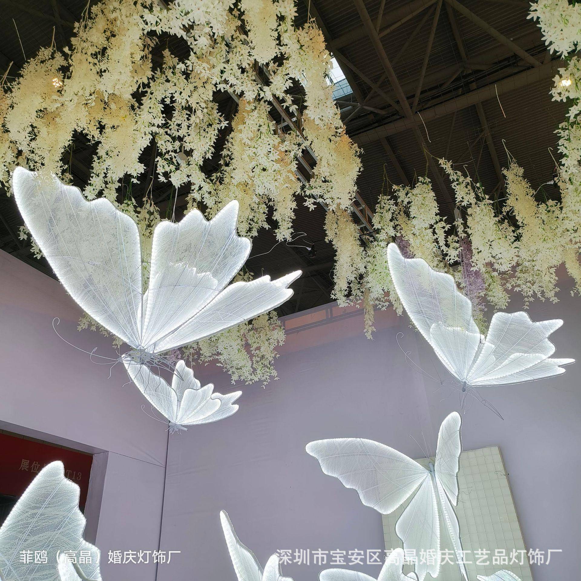 婚庆道具布置发光蝶翅膀舞台装饰吊顶810摆挂蝴件布婚礼路引场景