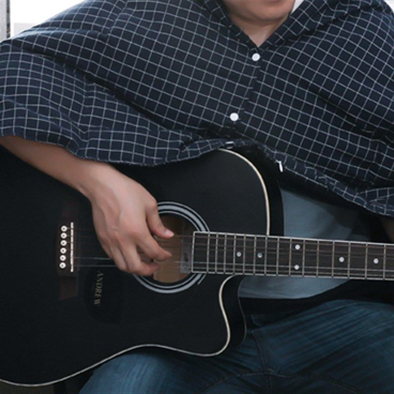 纯棉汽车羽绒抱枕被子两用车载披肩车内折叠车上午睡小被子二合一