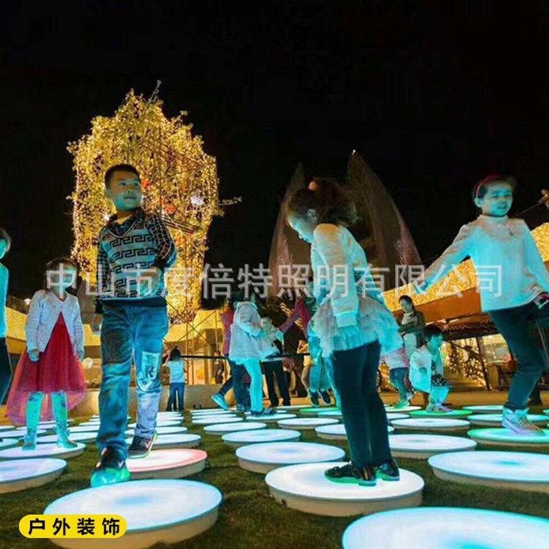 互动彩色跑灯l发d彩虹跑人体重力感应地砖e灯光音乐夜地板ZNI脚踩