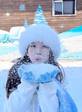 -30℃保暖装备！东北防寒蓝色手套围巾帽子女哈尔滨雪景过冬穿搭