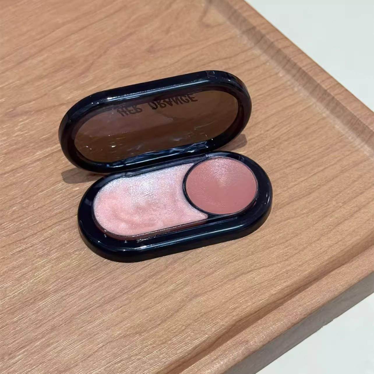 这块的含金量大概只有淡人才懂吧..韩味十足清透自然双色高光腮红,彩妆/香水/美妆工具,腮红/胭脂,淘宝优惠券,粉丝福利购,淘宝优惠卷