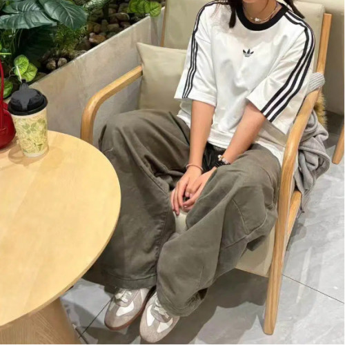adidas阿迪达斯三叶草复古休闲文化宽松短袖圆领T恤男上衣 KD5829