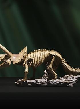 北欧仿真三角龙创意动物树脂工艺品摆件客厅玄关电视柜装饰工艺品