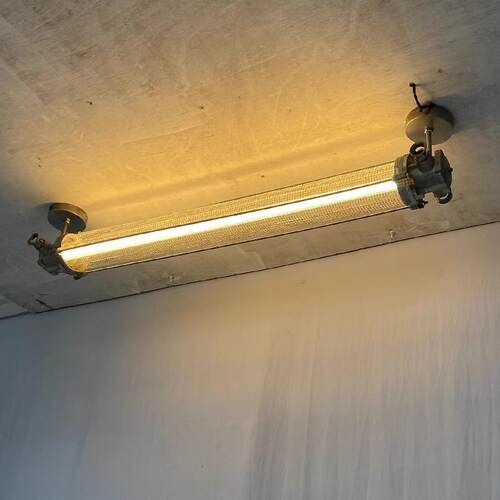 复古工业风长条灯led吸顶灯咖啡厅理发店办公室店铺商用吸顶吊灯