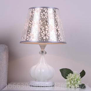 新款欧现代简约床台灯卧室头灯喂奶温馨创意书式房可调控光遥装饰