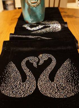 水钻天鹅F7TSSS56黑布白餐布旗时尚桌简约轻奢客厅茶几电视色柜旗