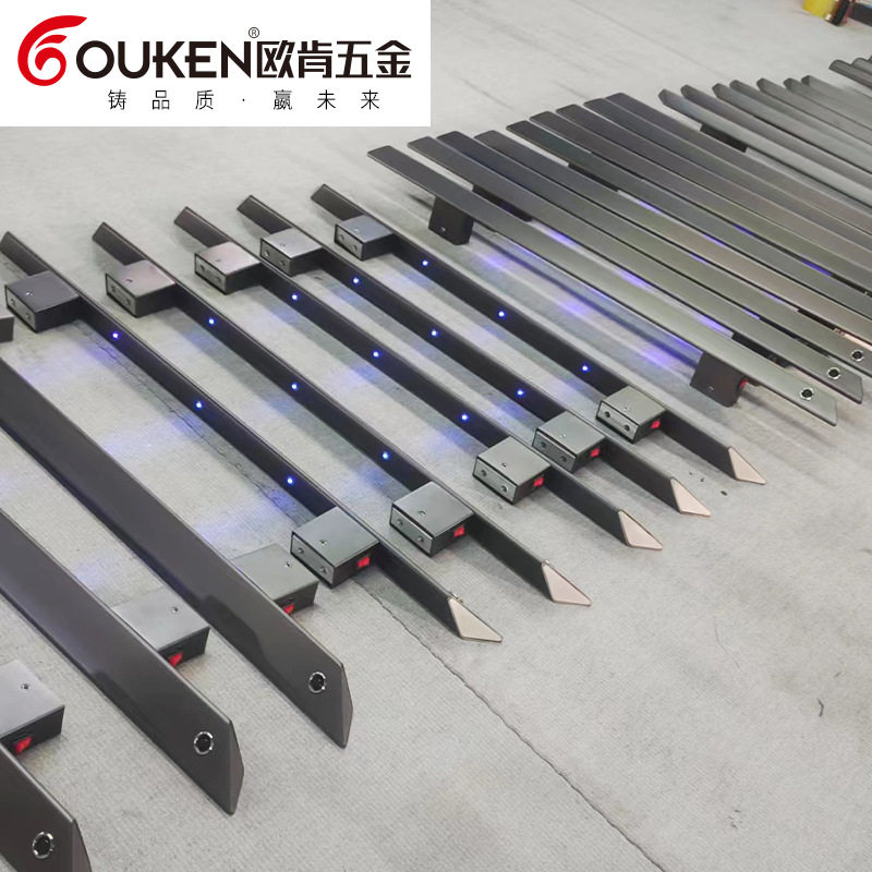 现货特惠语音带灯智能门把手