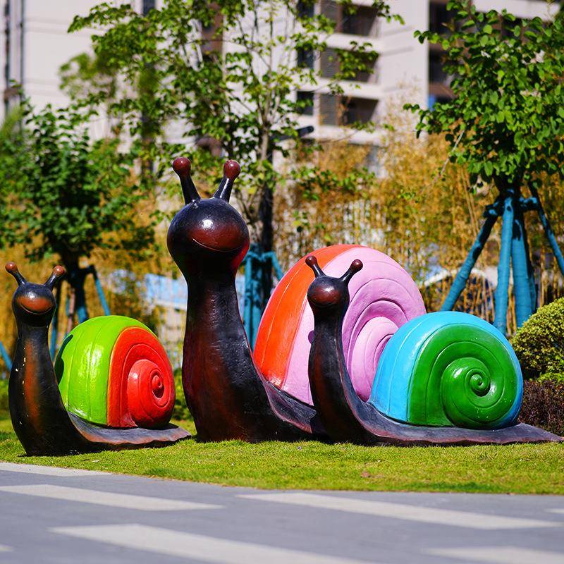 意卡大型蜗牛玻璃钢雕塑园绿林景观通64259房产小区公园地装饰创