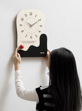 红wozoo屋网钟m表挂钟客厅2024新款现代简约准创意时钟94251装饰