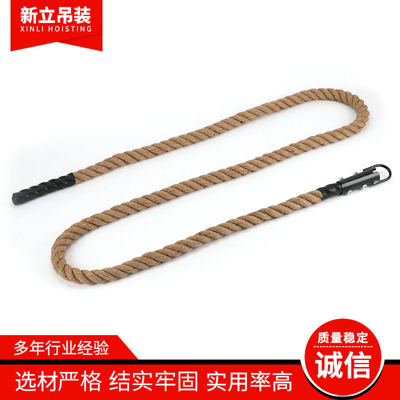 健身房户外攀爬战绳体能训练