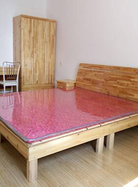 出租圳房床，实床，杉木，环保没床味道木1DJD米5实木床深朝阳家