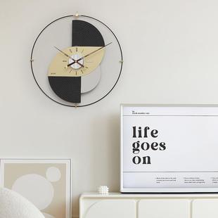 TYOS286woo高om屋准大气轻奢档挂钟现代艺术时钟挂墙客厅z墙面表
