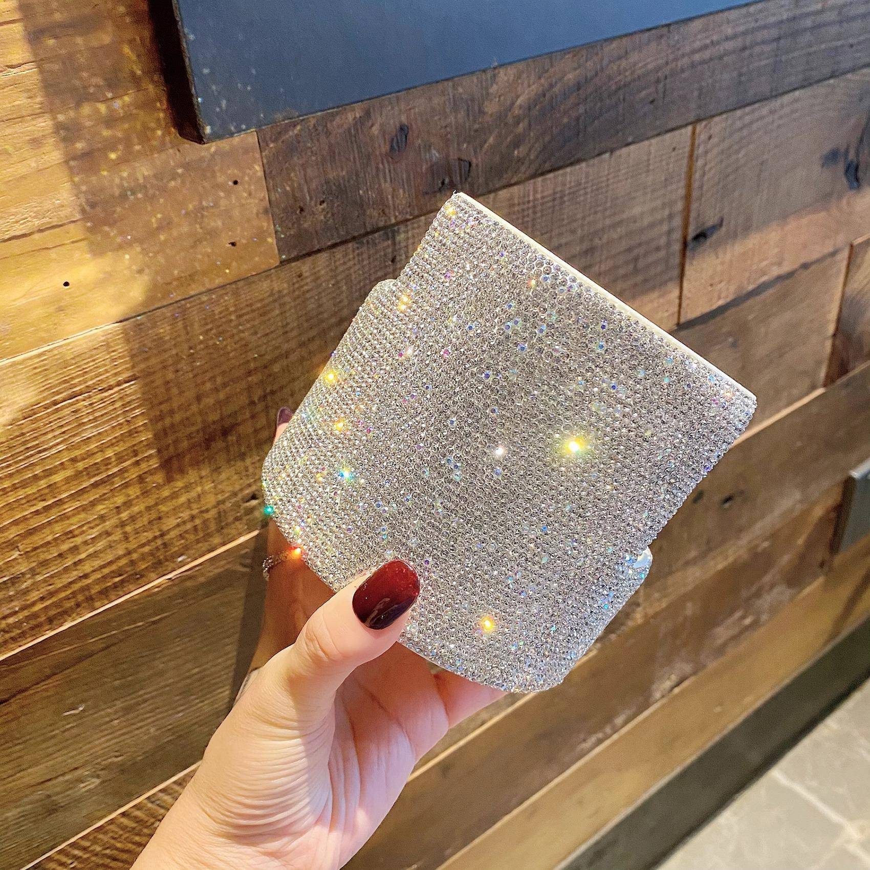 奢华镶钻大纳容量收便携化妆桶圆型3笔筒精致家用妆台储物盒海梳