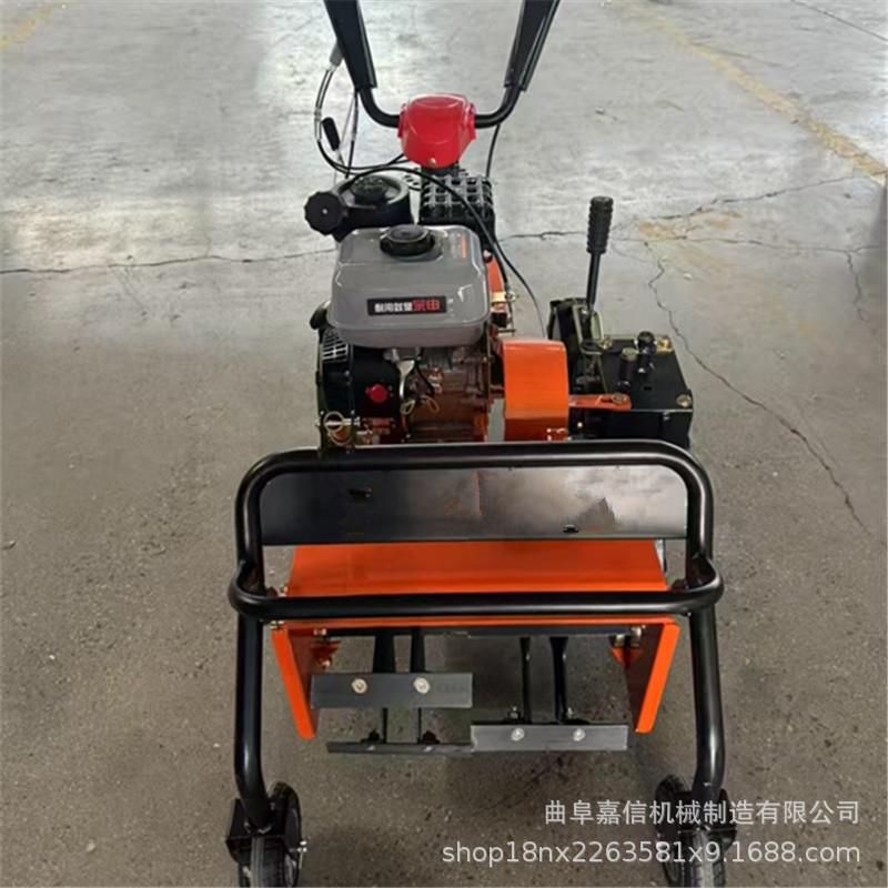 柴油四驱微耕机汽油多功能耕地机新款小型农用松土开沟大马力