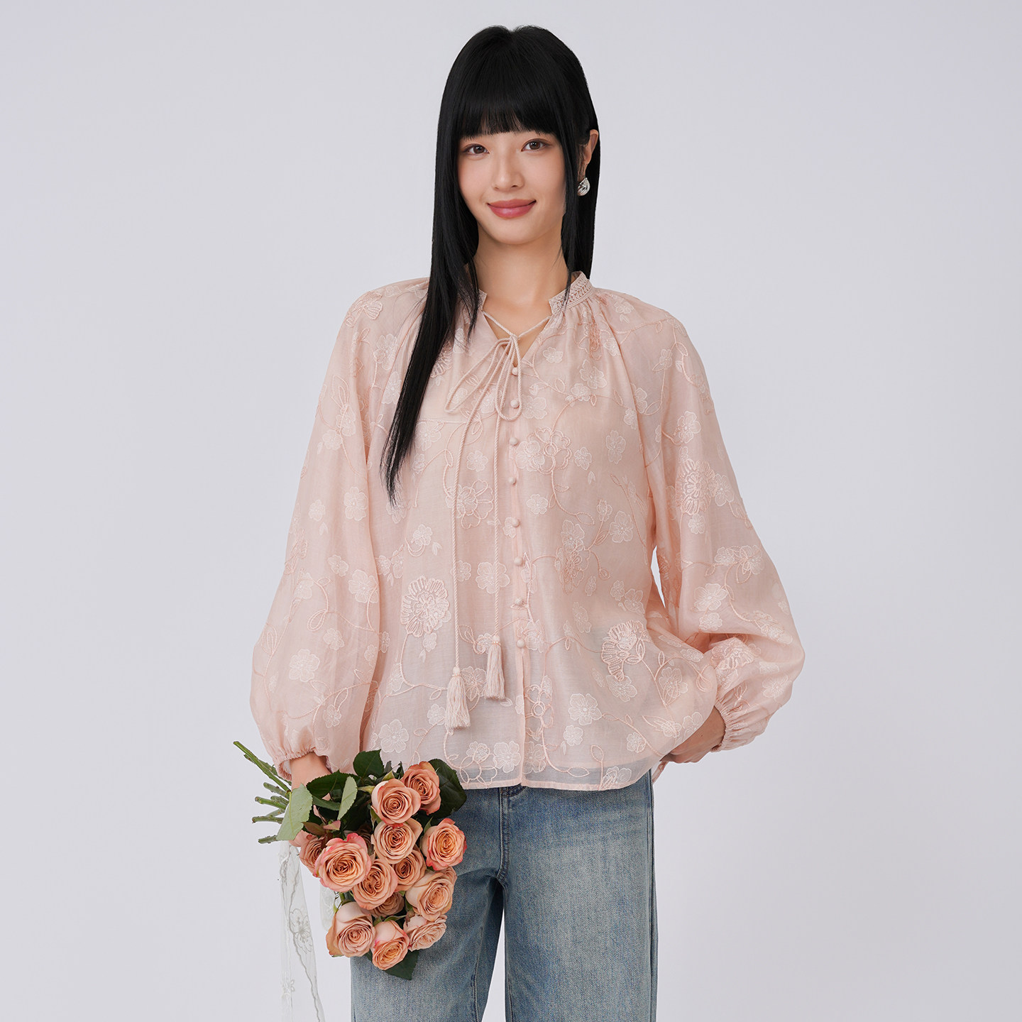 法柚长袖衬衣2026春季新款时尚衬衫系带V领休闲百搭宽松上衣女