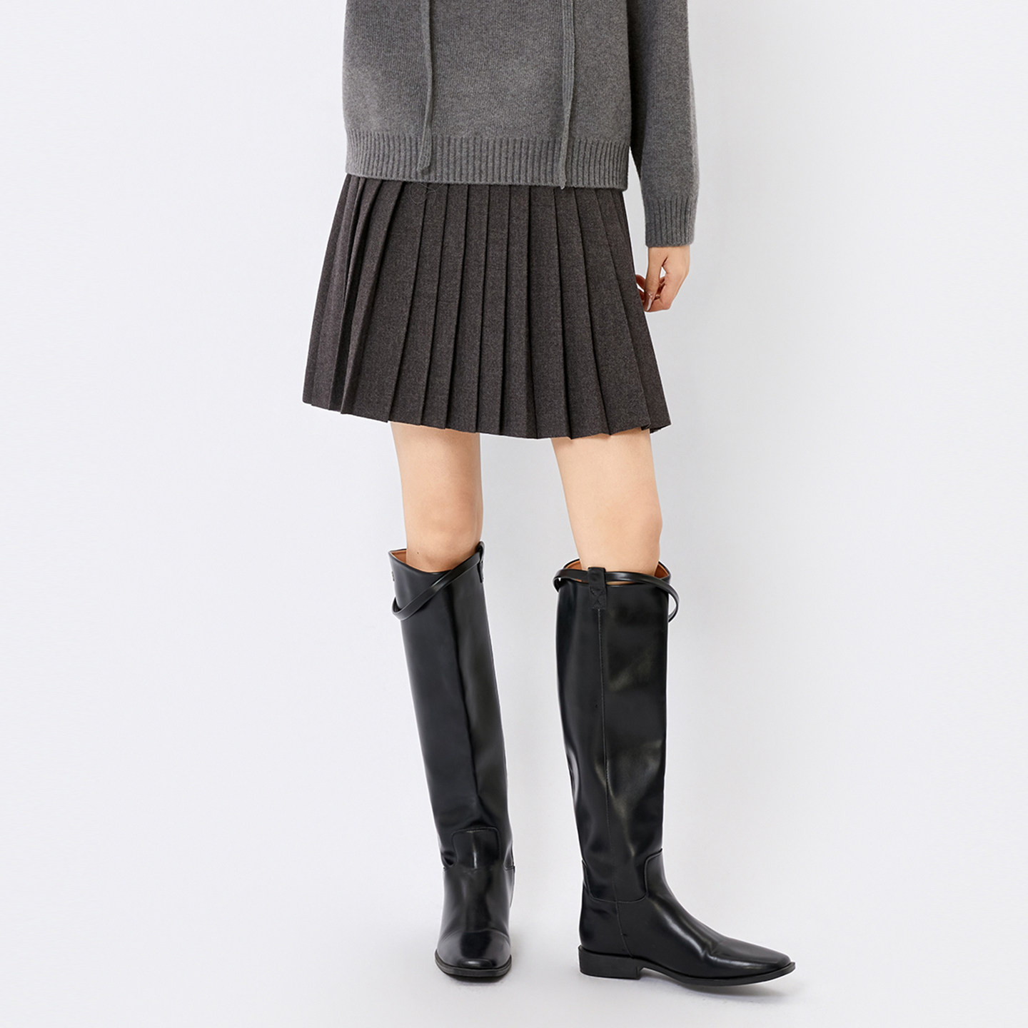 法柚半身裙女2026春季新款百褶裙高腰休闲时尚A字裙子显瘦遮肉