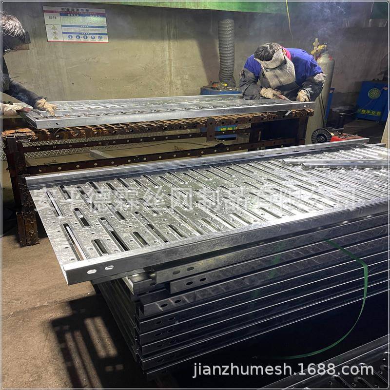 地隧道盾构走板镀锌冲压镀防滑踏铁步板锌冲孔脚踏板走道EHV板道