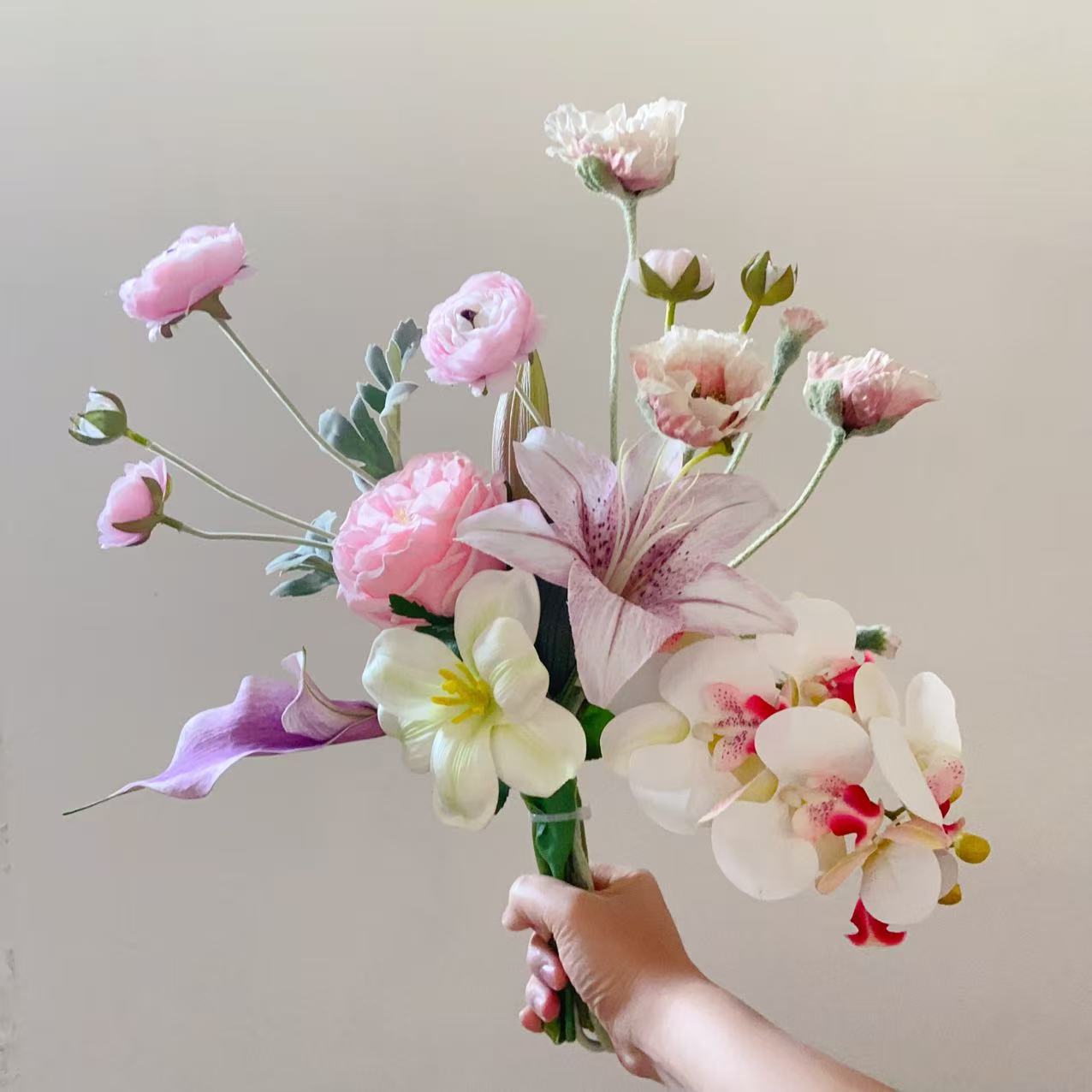 M364粉色小花束仿真绢花婚庆