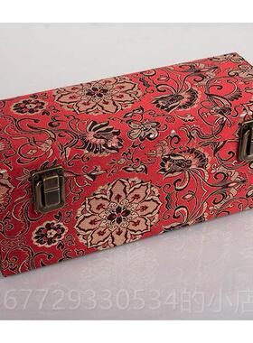 高档S蓝色背景银小包龙10件玉镯盒黄金和银珠宝收集便携式白箱造