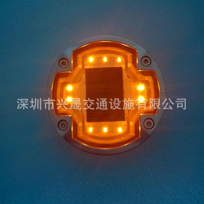 太阳能嵌入式道钉灯IP68防雨