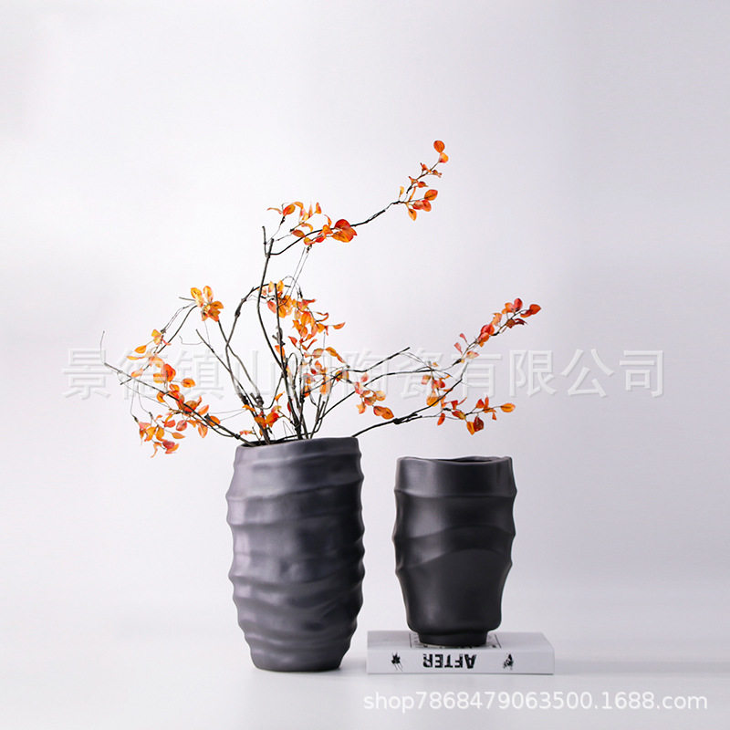 中式手工螺旋素烧陶瓷插花花瓶