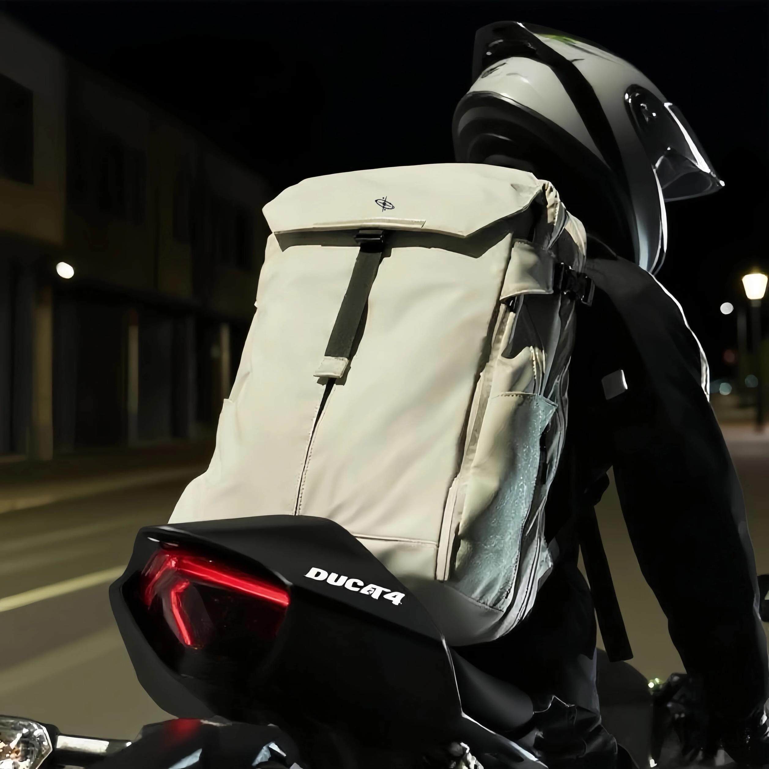 宙斯双肩包男背包潮流多功能大容量骑行旅行防水电脑包书包d