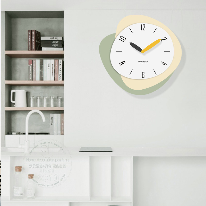 免打孔钟表挂钟客厅2023新款奶油风简约现代大气创意装饰挂墙时钟