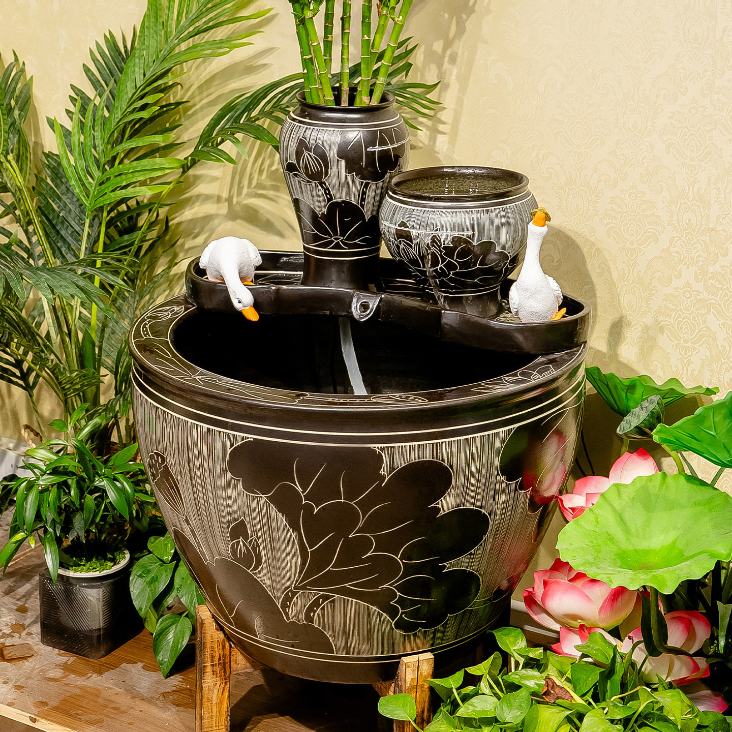 陶瓷流水摆件荷花水缸家居装饰循环水景办公室客厅招财风水摆饰