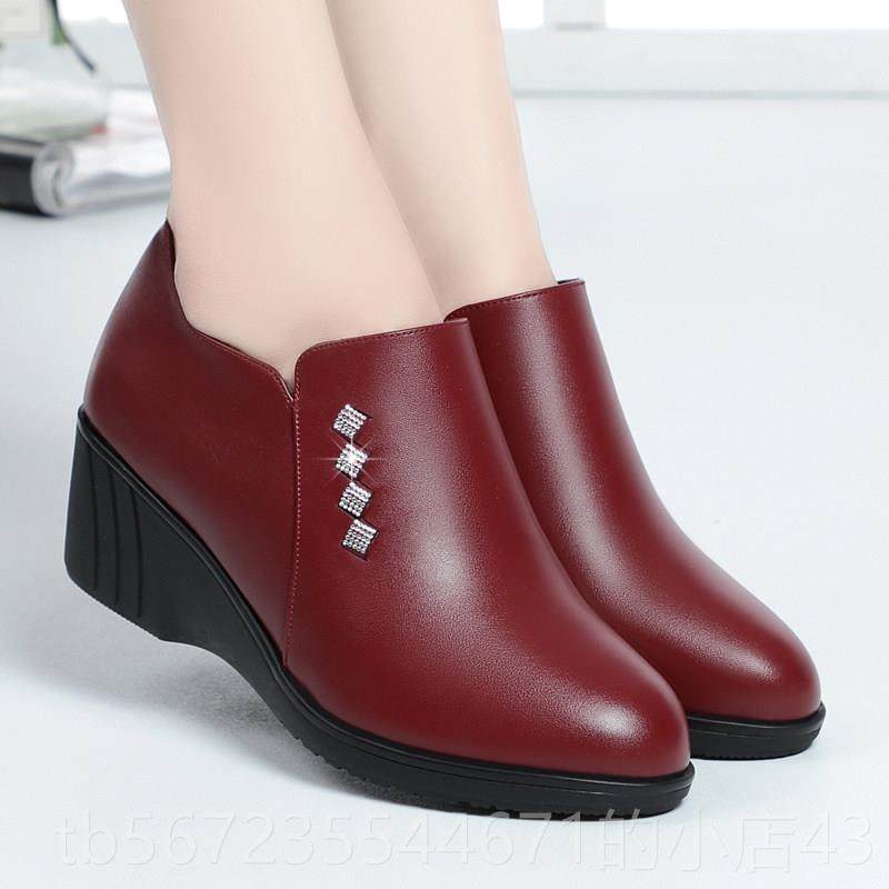 高档妈妈鞋软底跟春秋单鞋鞋22女30新款中跟真皮厚弹簧皮鞋,女鞋,深口单鞋,淘宝优惠券,粉丝福利购,淘宝优惠卷