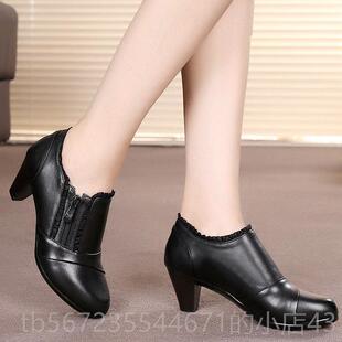 高档真皮单鞋女023新款黑2中色皮鞋保暖女鞋深口妈妈鞋大码中年跟