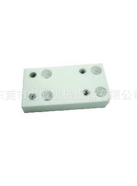 F303 A290-8032-X602 法那克下绝缘板   法那克绝缘板