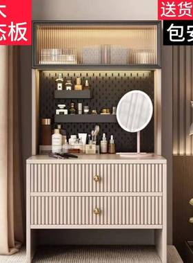 飘窗化台妆妆卧室小户型收纳柜一代体简约现主卧轻奢网CMG红化桌